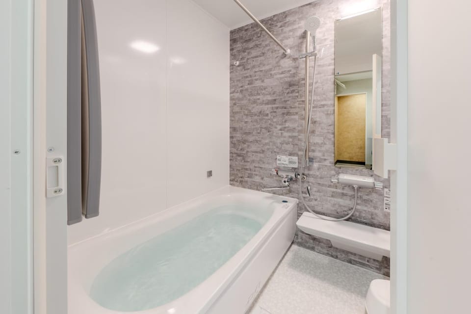 Bathroom, Bath