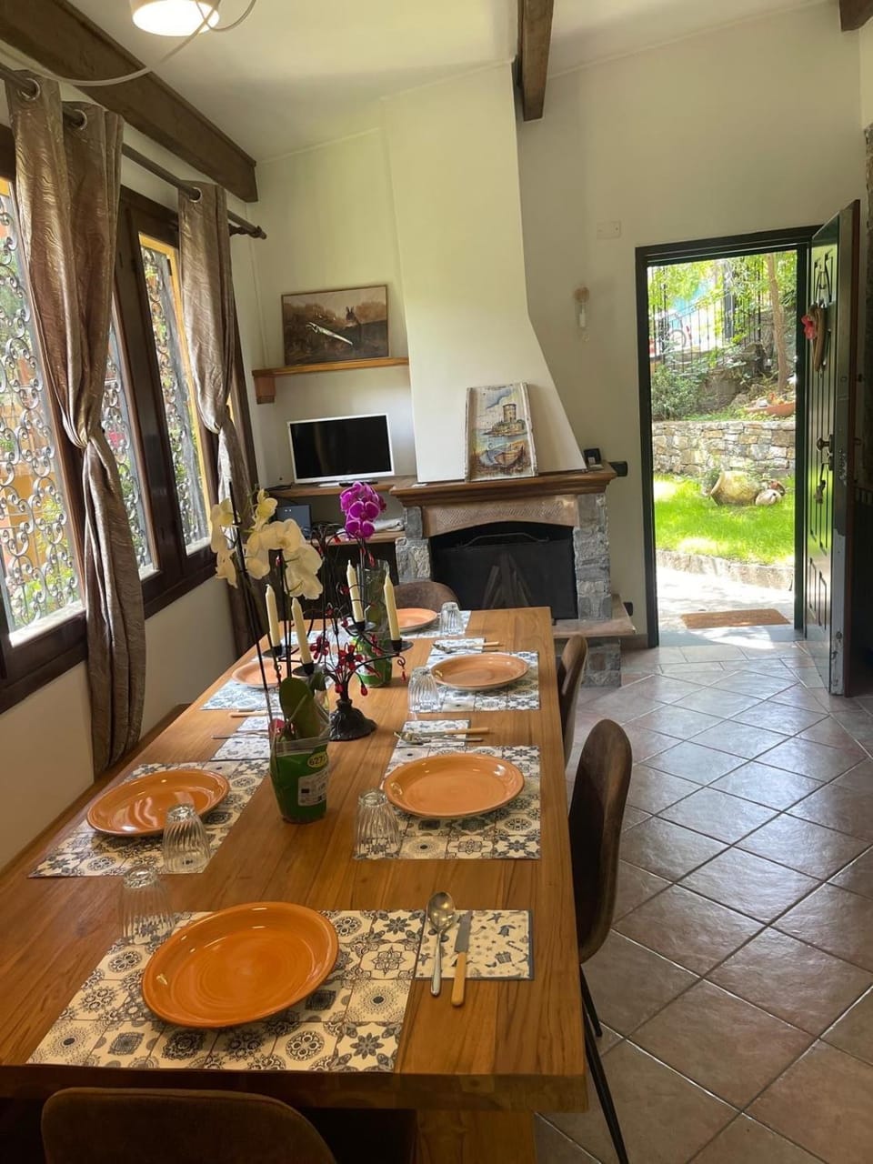La villetta tra ulivi e colline House in Liguria