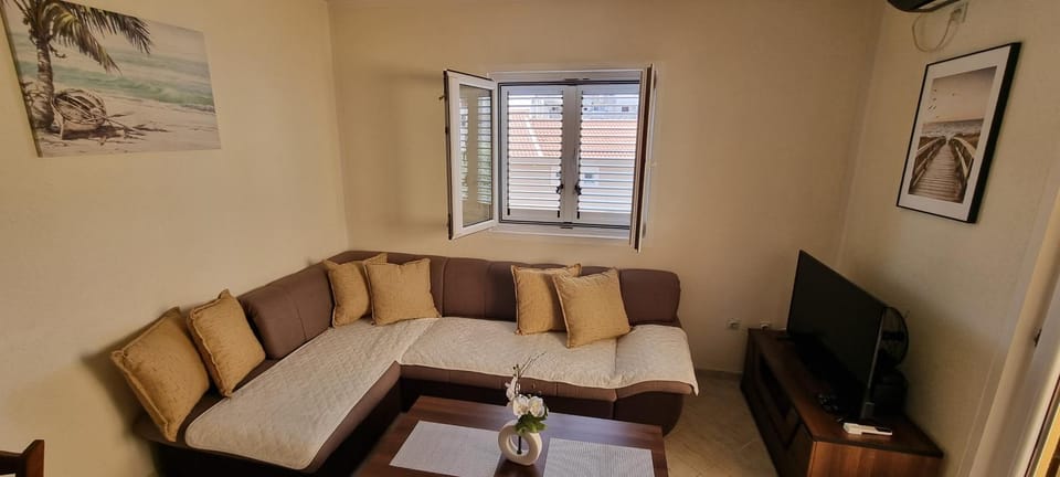 2 room apartman Budva Apartment in Budva