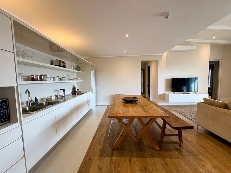 TV and multimedia, Kitchen or kitchenette, Dining area