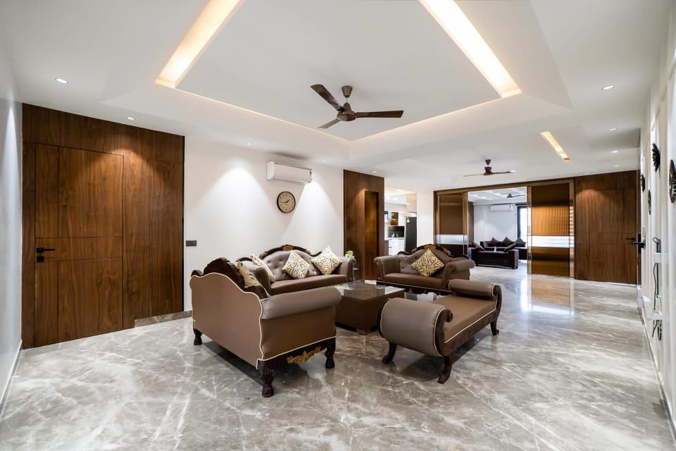 Living room, Seating area