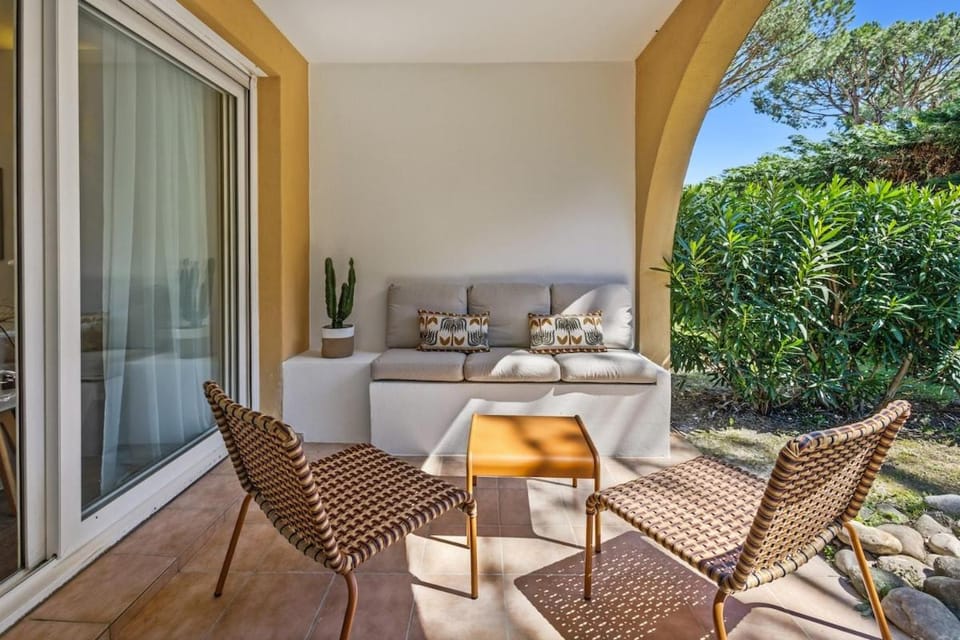 Spacious apartment St-Tropez - Terrace garden beach Apartment in Gassin