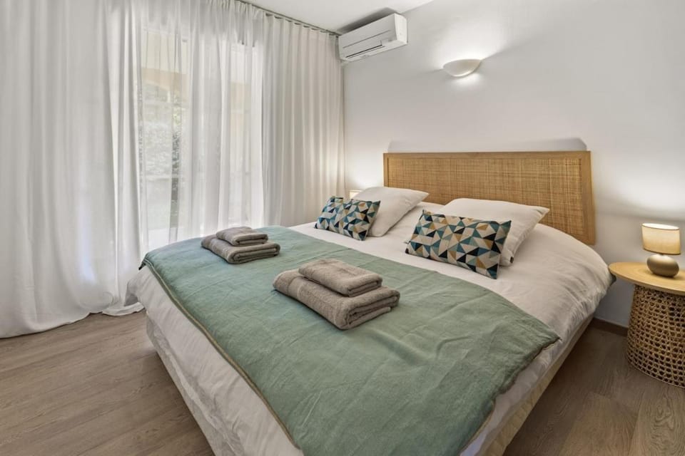 Spacious apartment St-Tropez - Terrace garden beach Apartment in Gassin
