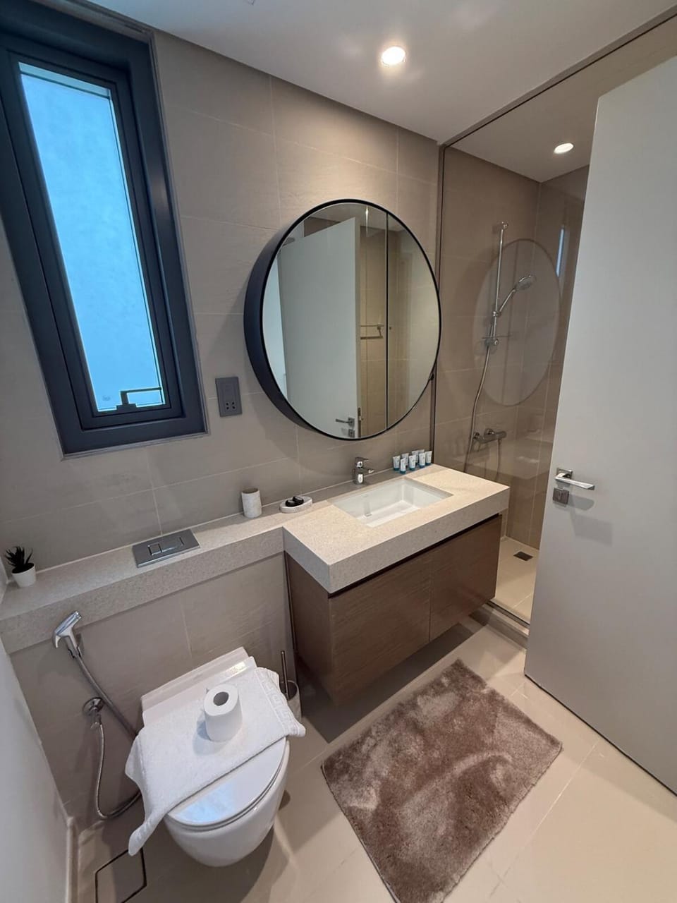 Sun Drenched 3BR Garden Villa A Ranches Apartment in Dubai