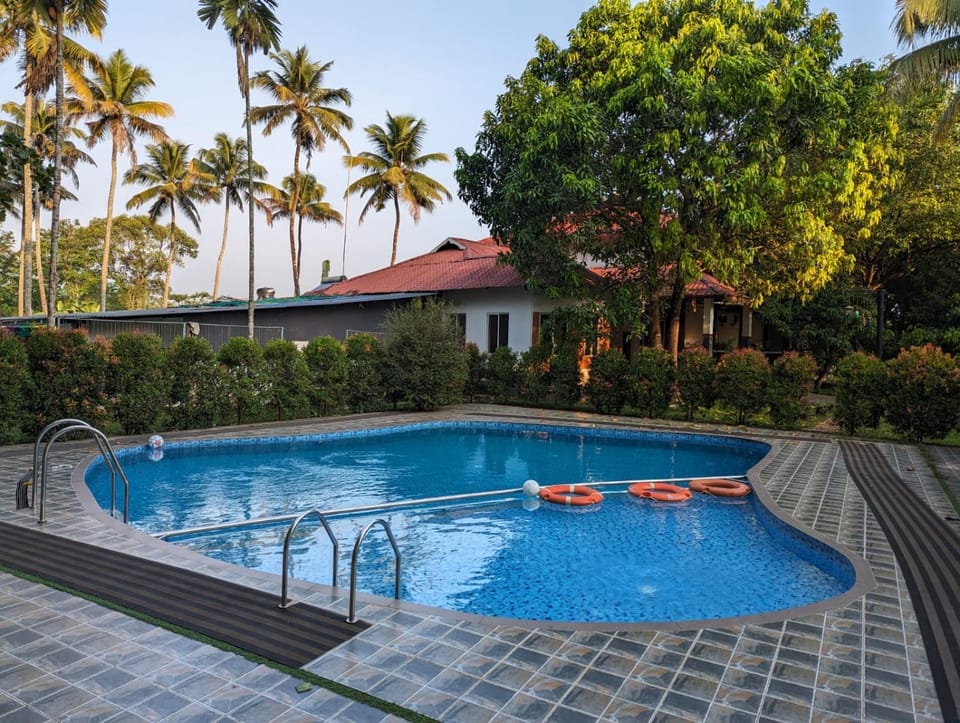 Peninsular wood Resort Resort in Kerala