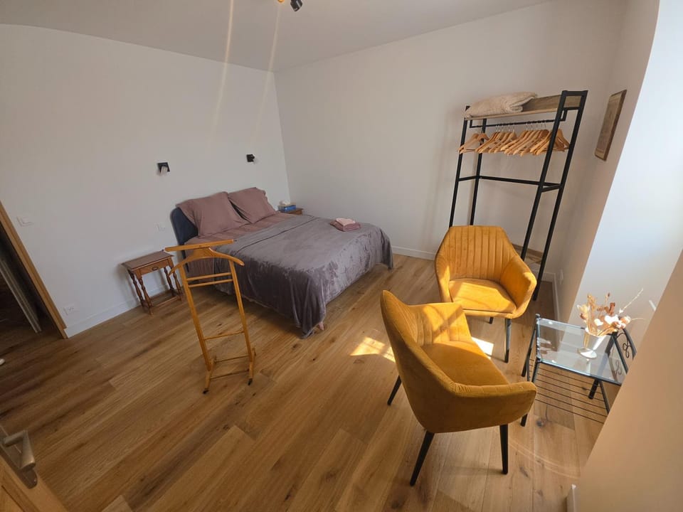 Property building, Living room, Bedroom
