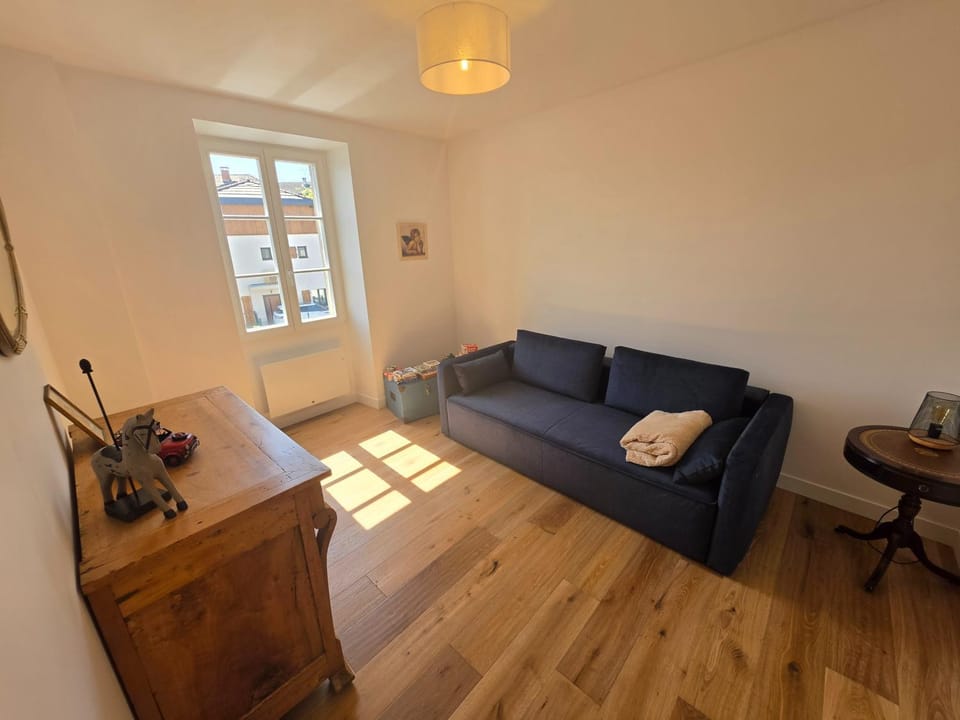 Property building, Living room