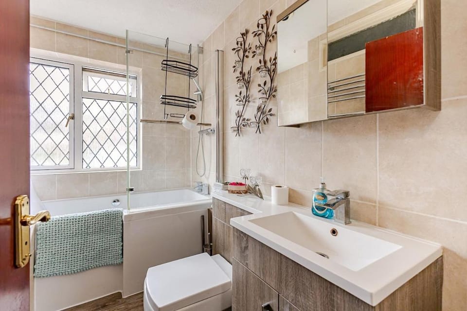 Bathroom, Bath