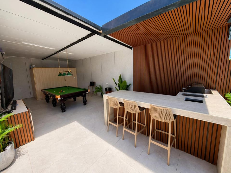 Lounge or bar