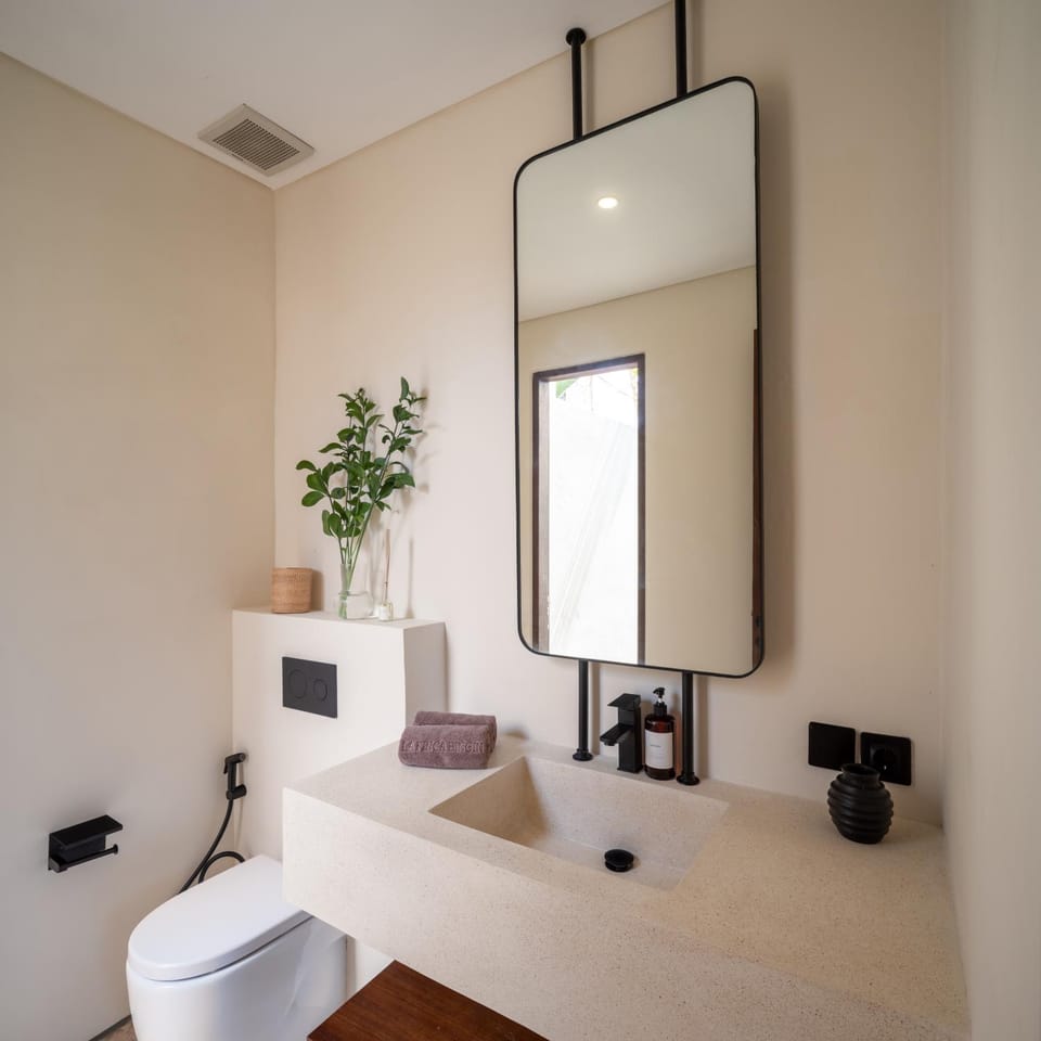 Toilet, Bathroom