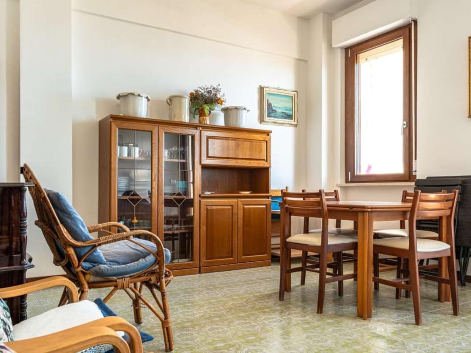 SE245 - Senigallia, trilocale con balcone fronte mare Apartment in Senigallia