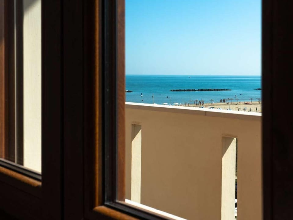 SE245 - Senigallia, trilocale con balcone fronte mare Apartment in Senigallia