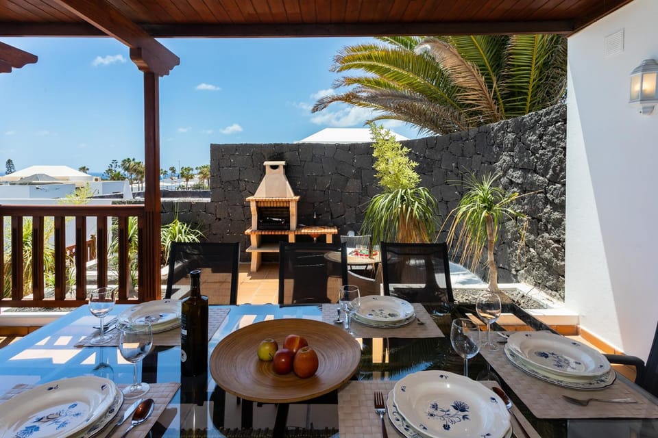 Villa MATIAS by Villitas Villa in Playa Blanca