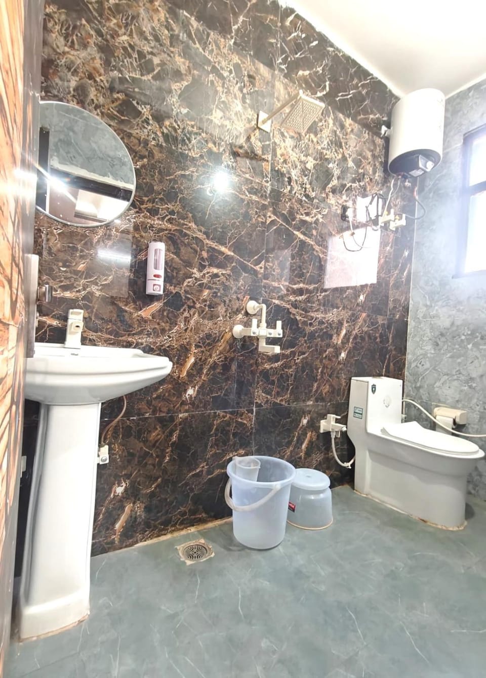 PARADISE VILLA Near Prem Mandir Vacation rental in Uttar Pradesh