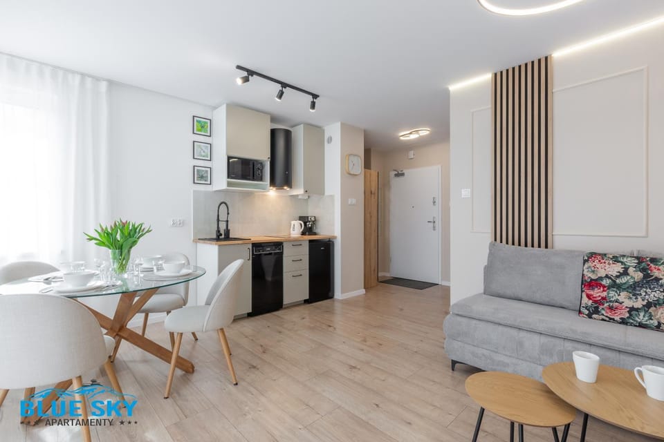 Kitchen or kitchenette, Living room, Seating area, stove