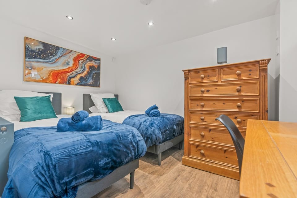 Sheffield S10 Contracter Stay I 4 beds I 2 Showers I Sleeps 5 Apartment in Sheffield