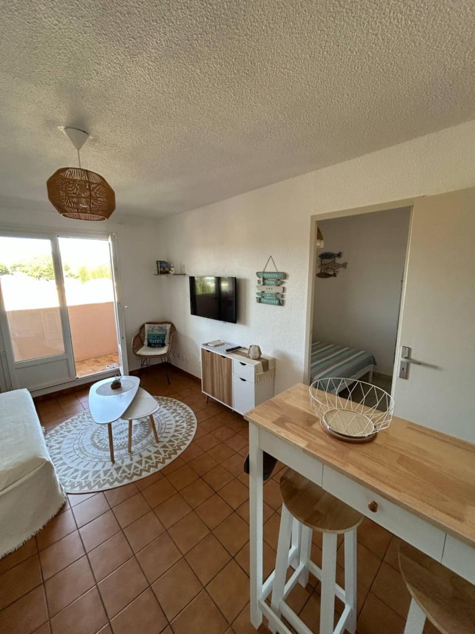 Appartement 4 couchages climatisé,piscine privée,proche centre ville et plages Apartment in La Londe-les-Maures