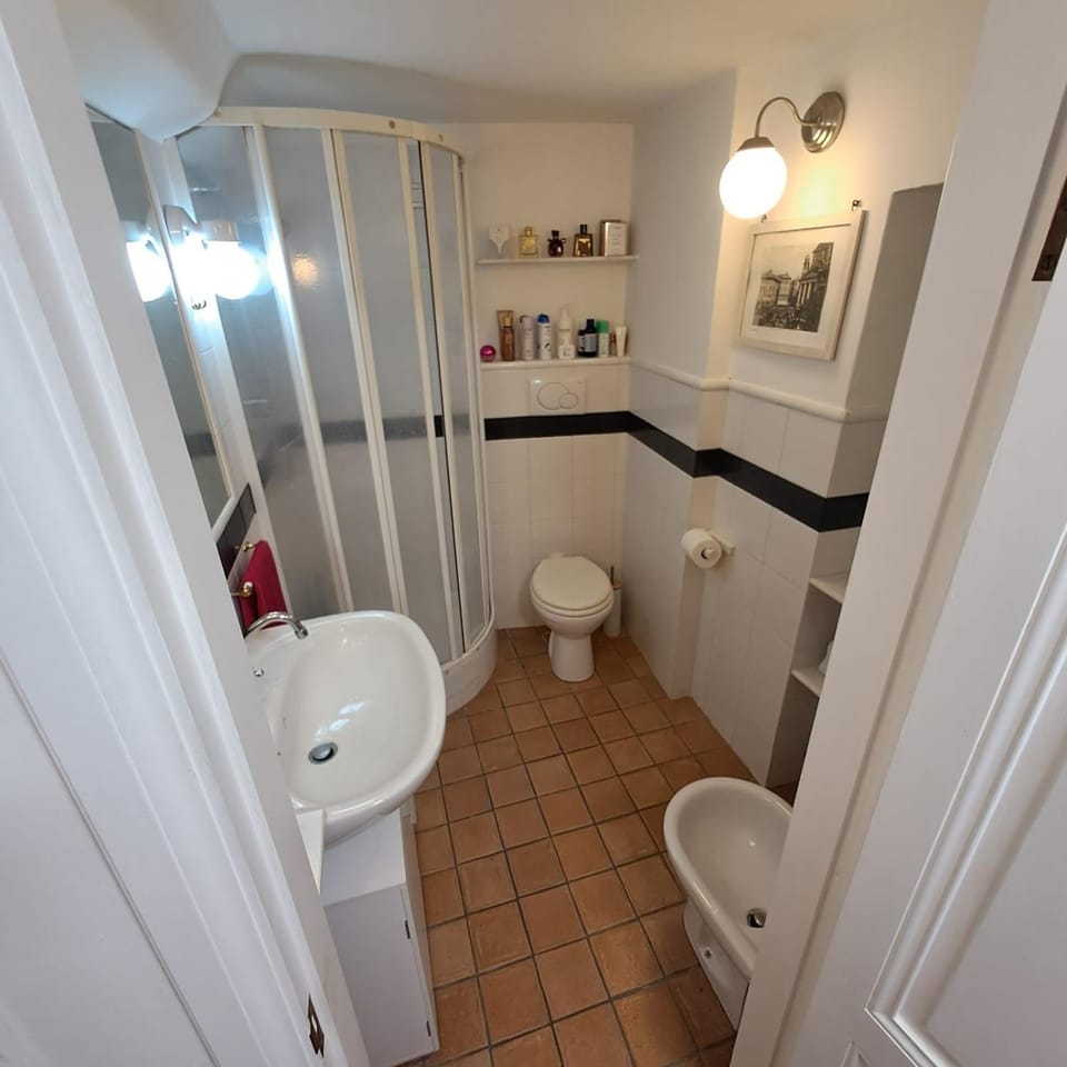 Casa Lella Apartment in Genoa