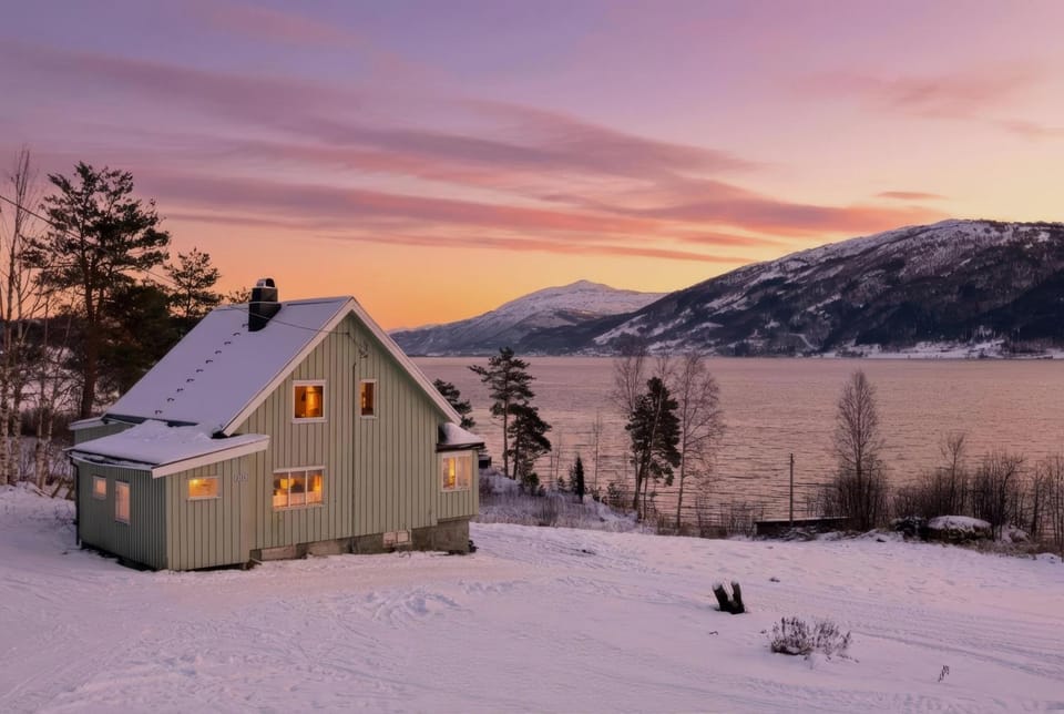 Property building, Natural landscape, Winter, Mountain view
