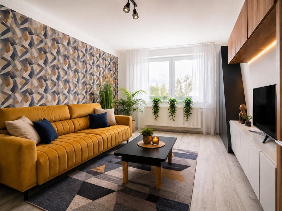 Communal lounge/ TV room, TV and multimedia, Living room, Seating area, Evening entertainment