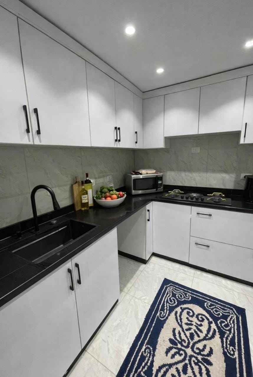 Road 9, Maadi Modern two bedroom Apartment Apartment in Cairo Governorate