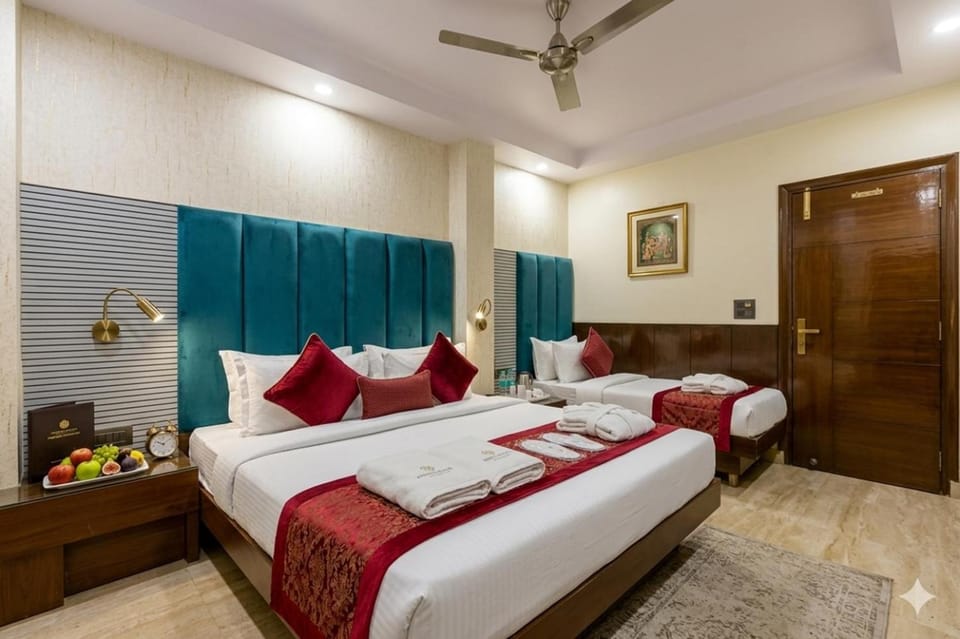 Bed, Photo of the whole room, Bedroom, towels, wardrobe