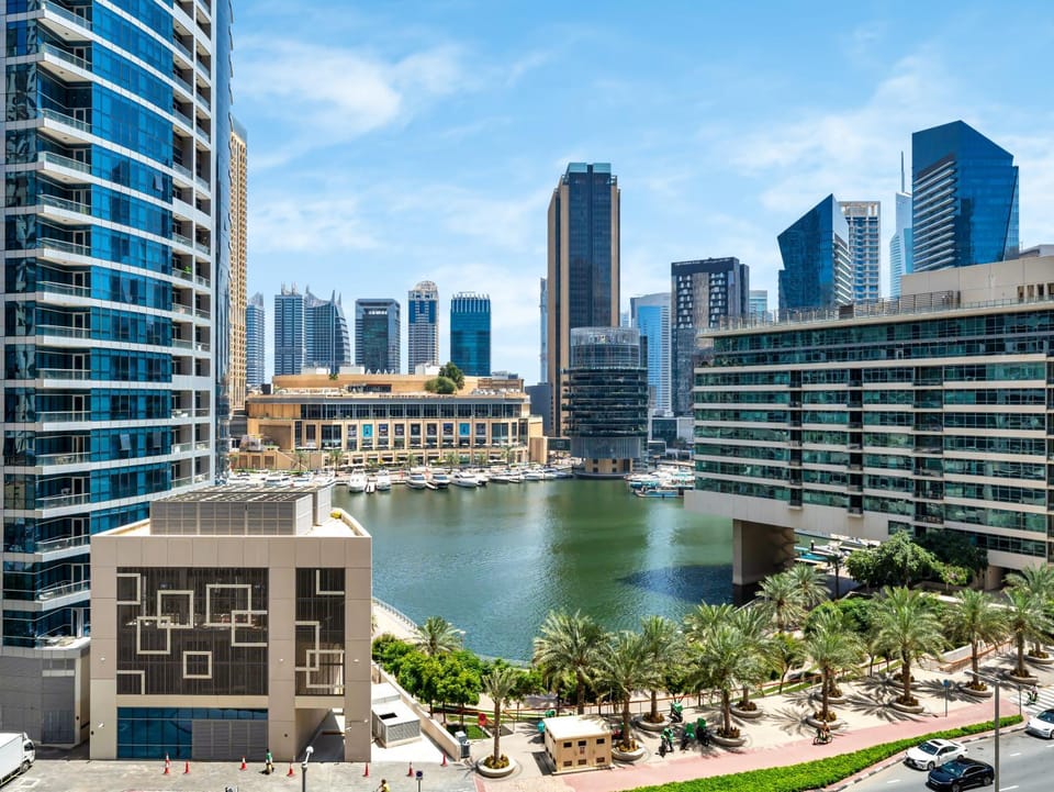 City view, Location