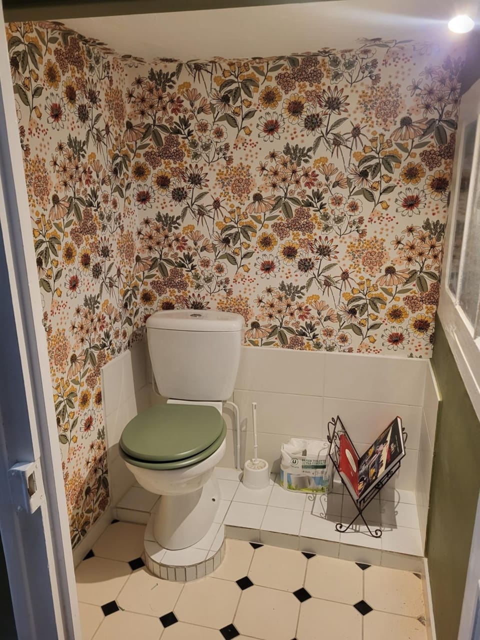 Toilet