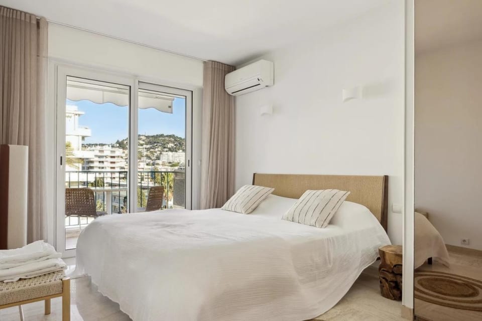 REF 2062- Cannes Croisette- Center Apartment in Cannes