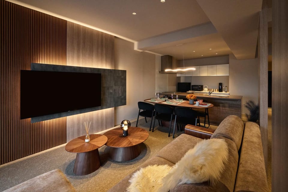 TV and multimedia, Kitchen or kitchenette, Living room, Dining area