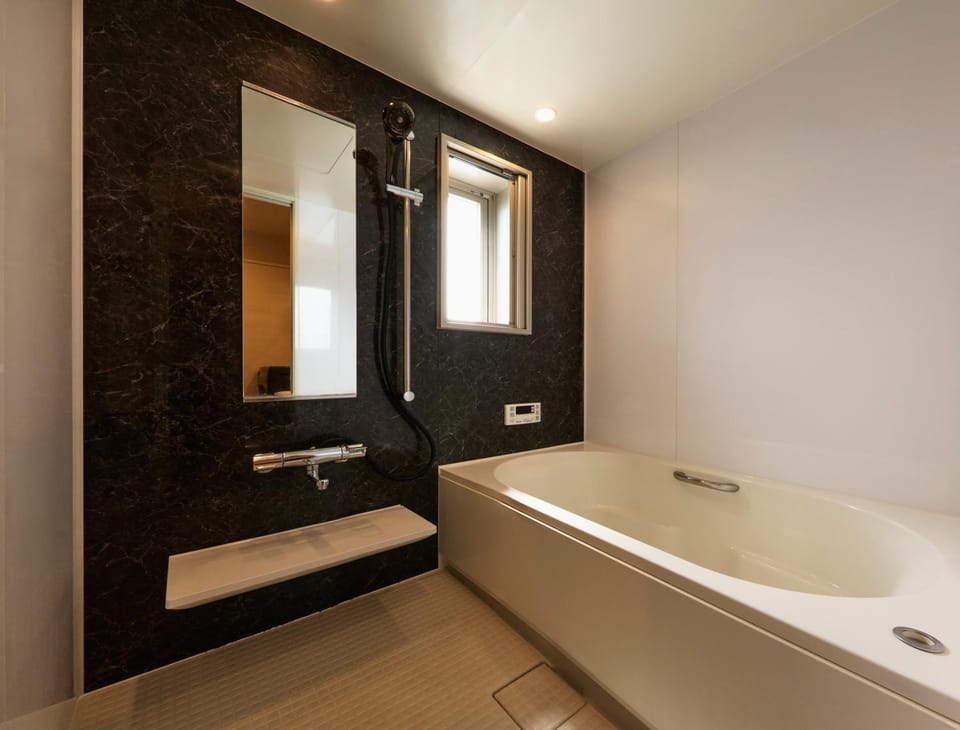 Bathroom, Bath
