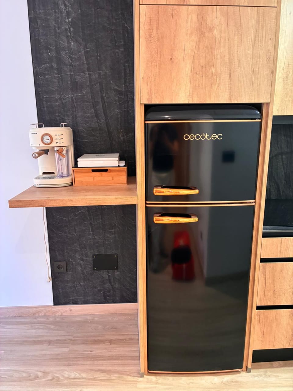 Kitchen or kitchenette, stove, stove, kitchen