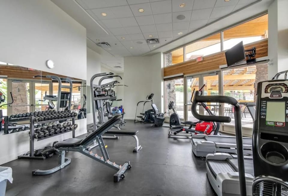 Spectacular View 1 Bdrm in Amenity Filled Resort #202 House in West Kelowna