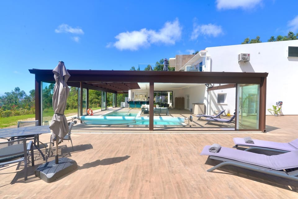 Villa Chalice - Luxury villa with pool and sea-view Villa in Portugal