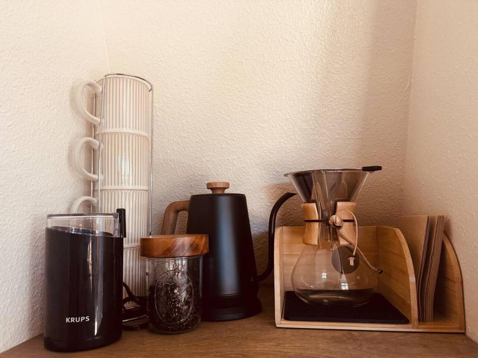 Coffee/tea facilities, Kitchen or kitchenette