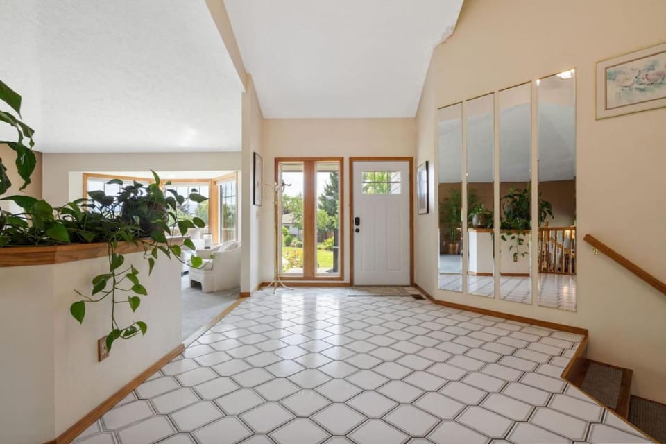 Riverway Retreat House in Spokane Valley