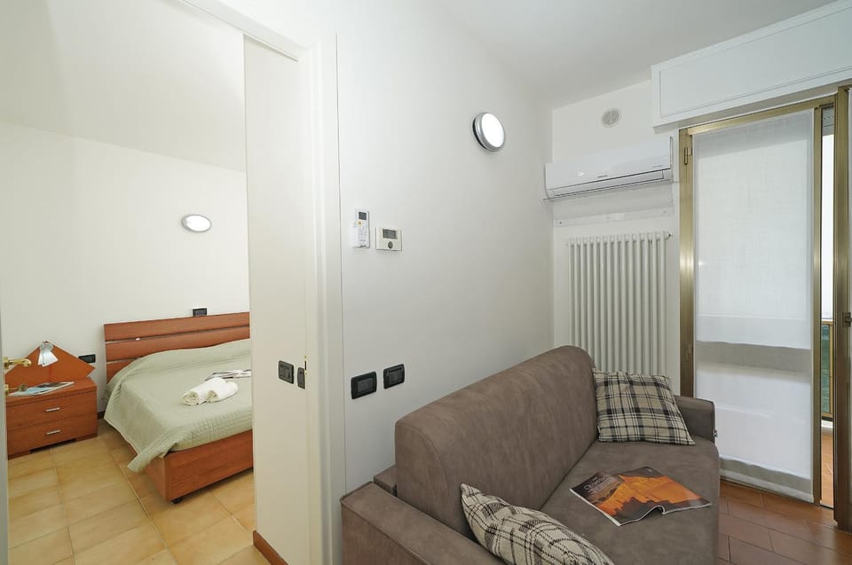 Casa vacanza Iris Apartment in Lake Garda