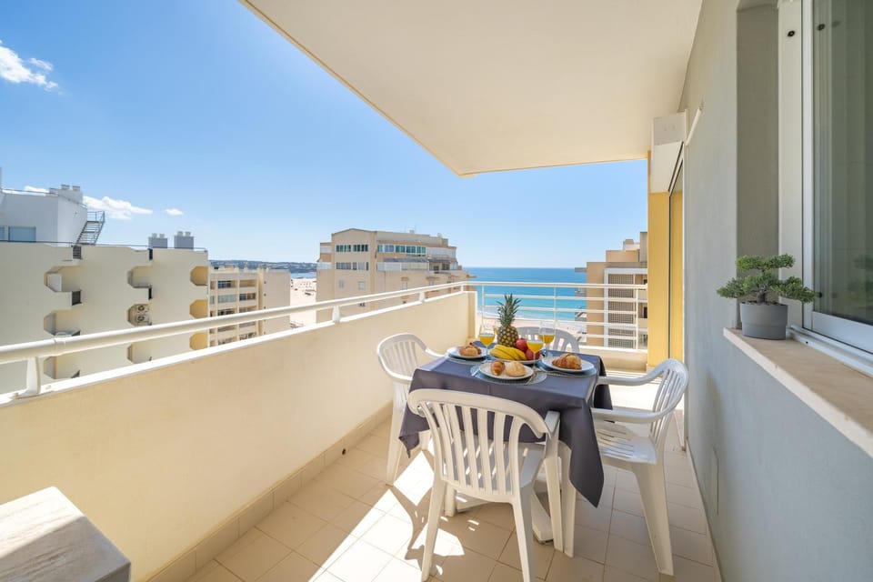 Property building, Patio, Day, Natural landscape, View (from property/room), Balcony/Terrace, Living room, Food and drinks, Dining area, Sea view