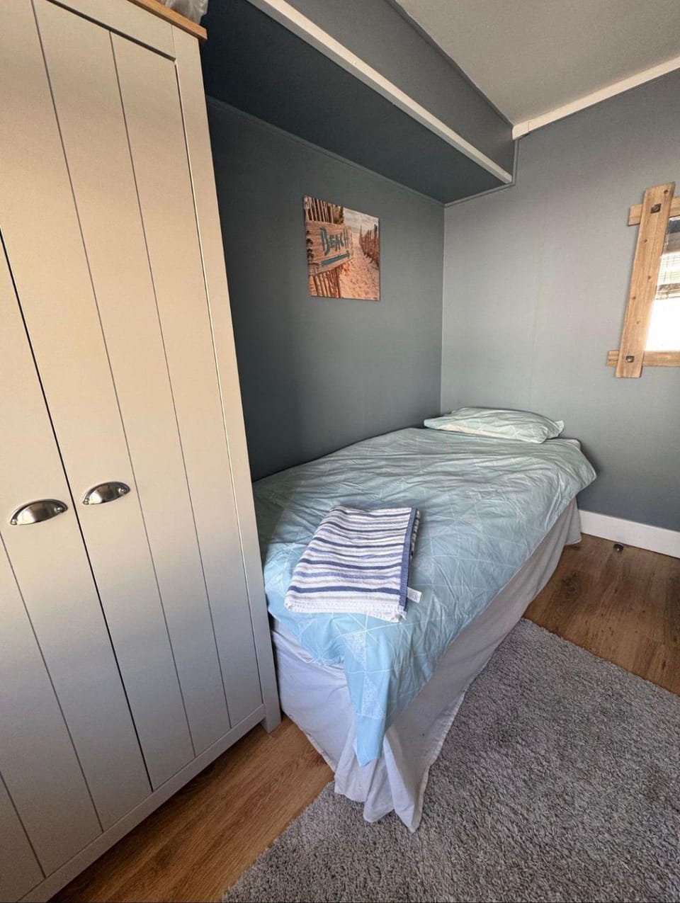 2 Bedroom - Seaside Apartment Apartment in Teignbridge