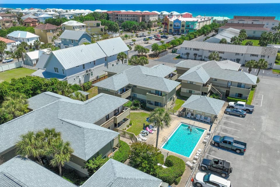 Cross Creek 29D House in Miramar Beach