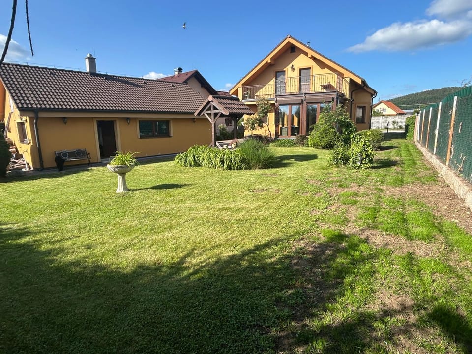 Property building, Garden, Garden view