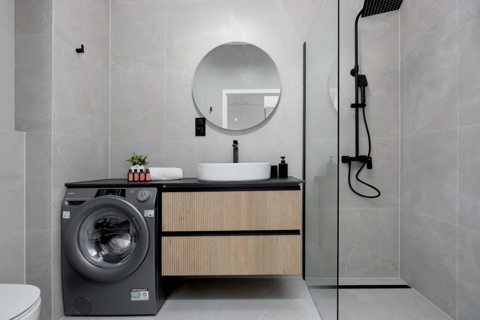 Shower, Bathroom, washing machine