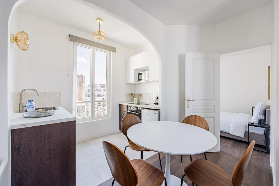 Montsouris Park 2 Bedrooms Quiet Alésia Renovated Apartment in Paris