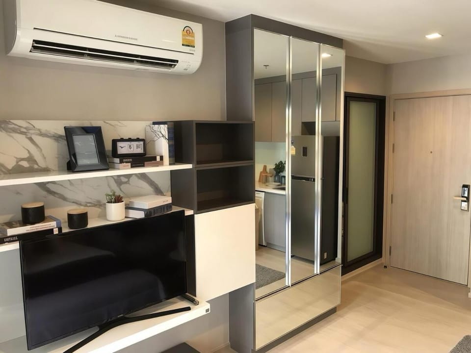 Thong Lor condo Next to BTS Apartment in Bangkok