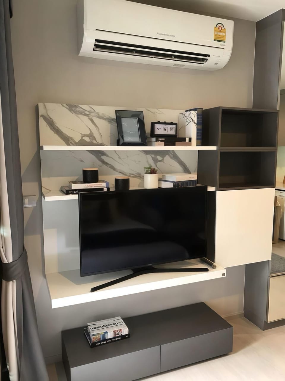 Thong Lor condo Next to BTS Apartment in Bangkok