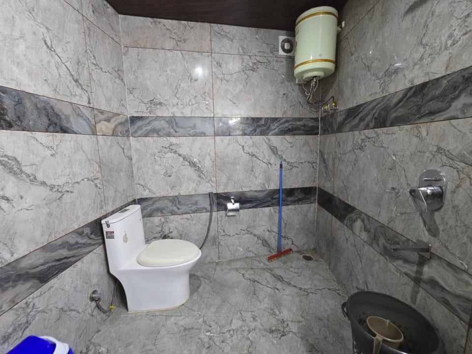 Bathroom, Bathroom