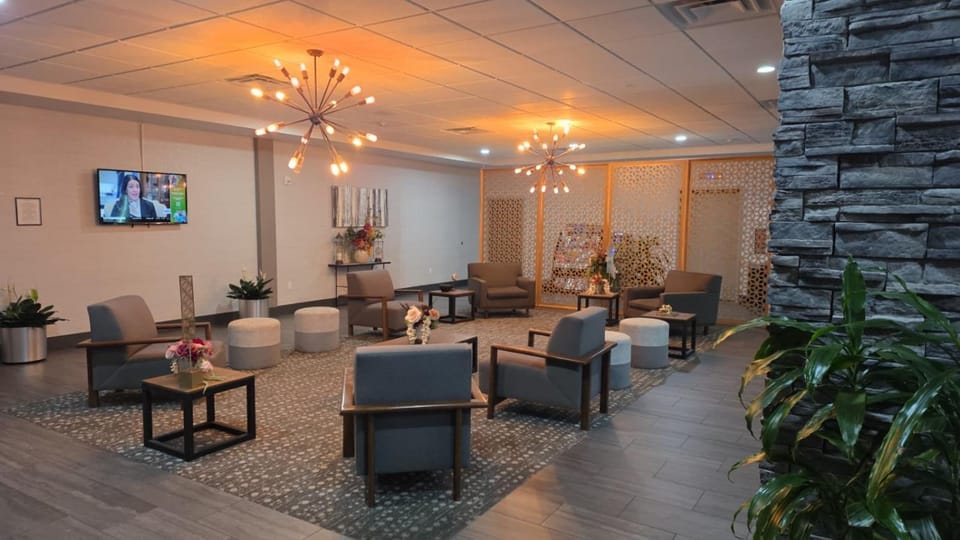Seating area, Evening entertainment