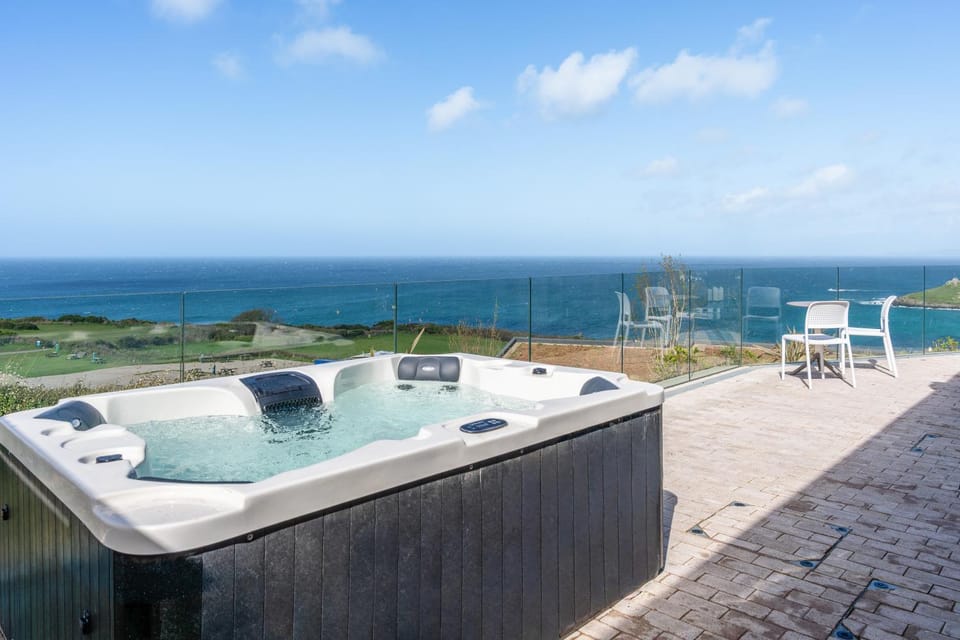 Day, Natural landscape, Hot Tub, Sea view