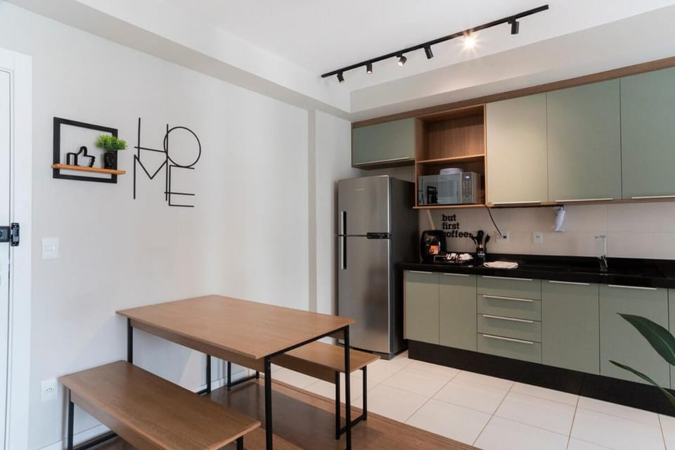 JH1001 Plot, balcony, air conditioning, pool, gym and leisure area Apartment in Londrina