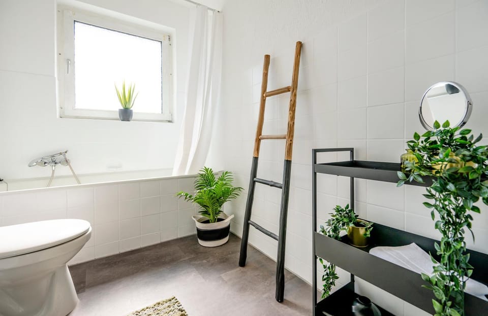 Bathroom, Bath